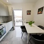 Gold River House Ferrara