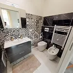 Gold River House Ferrara