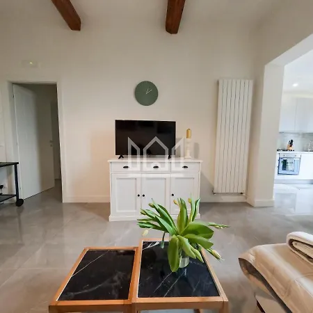 Gold River House