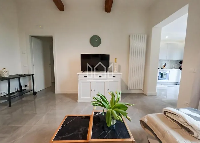 Gold River House